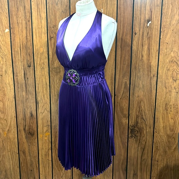 Purple Halter Dress with Rhinestone Detail Women’s size Medium - Picture 5 of 5